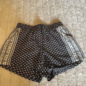 Black and White Patterned Women's Shorts